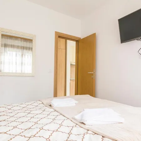 Apartment Pejnovic *